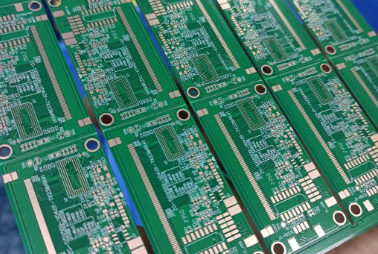PCB電路板激光打標加工 - 高精度線路板標識方案